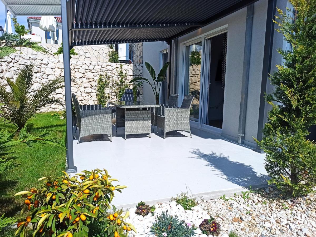 Adriaapart Vip Sukošan Exteriér fotografie
