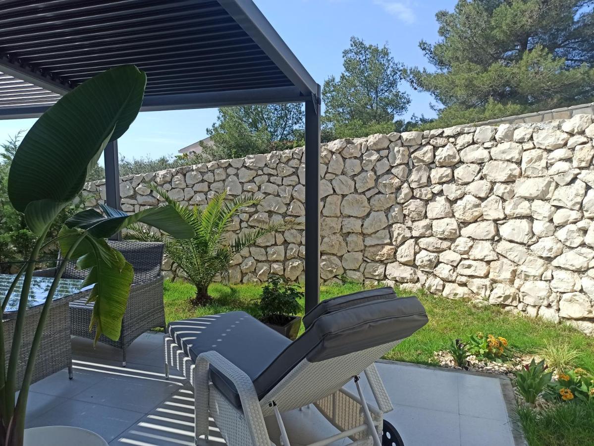 Adriaapart Vip Sukošan Exteriér fotografie