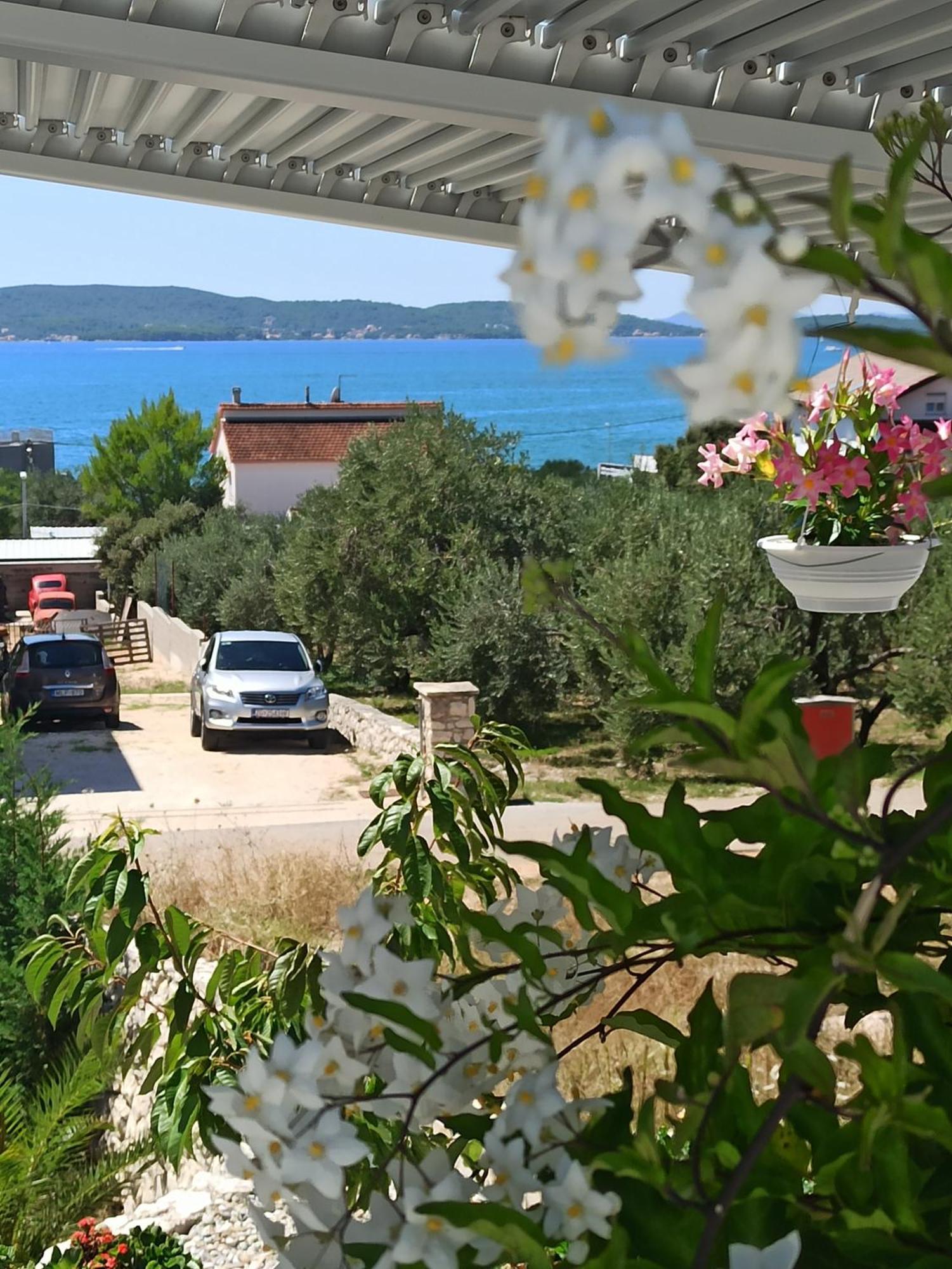 Adriaapart Vip Sukošan Exteriér fotografie